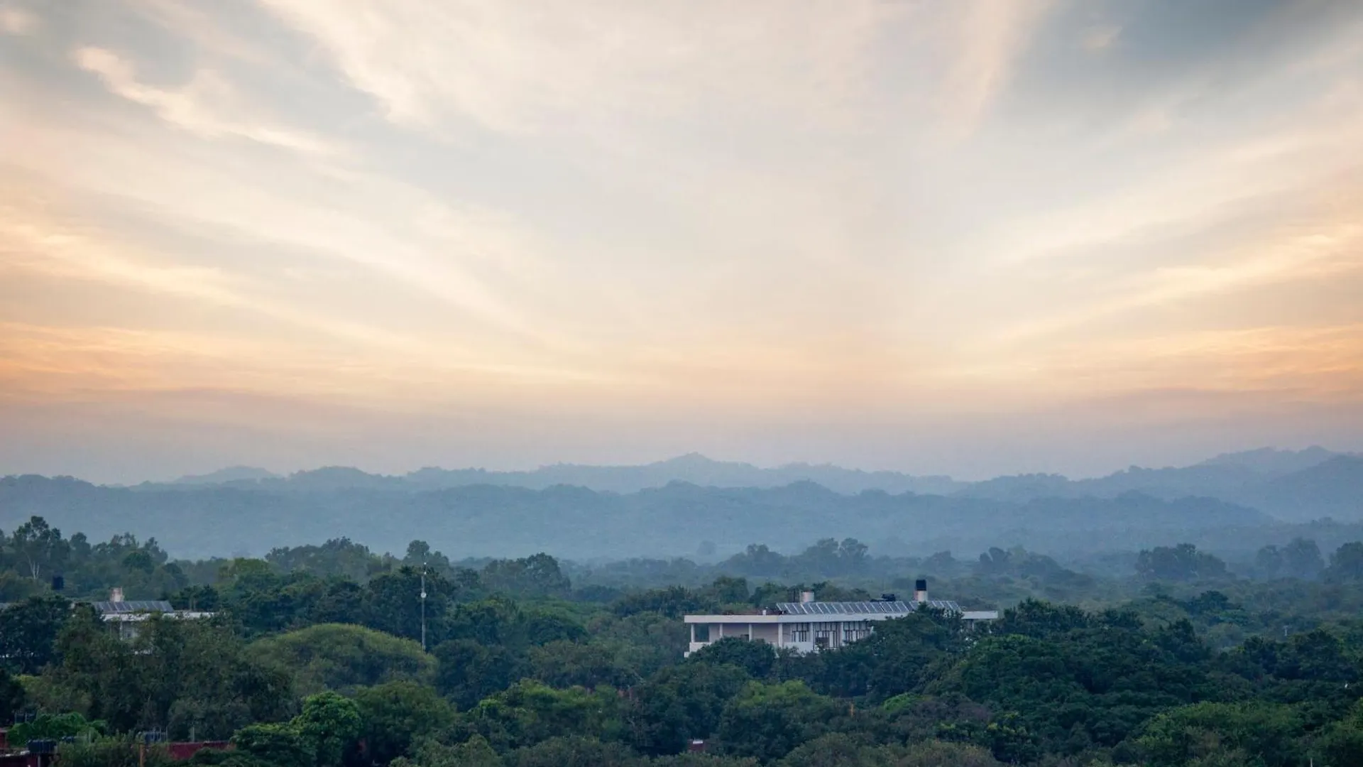 Mango Grove Hotel Chandīgarh